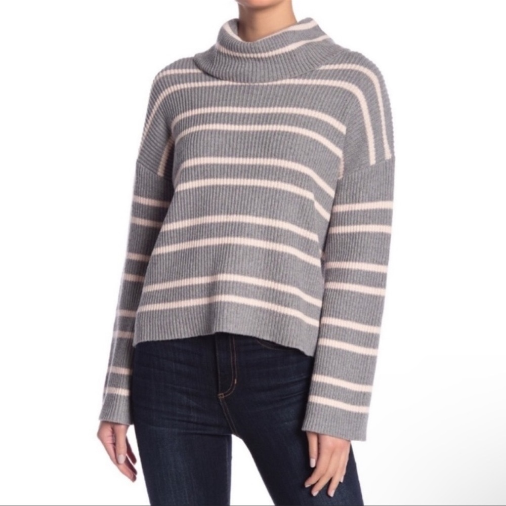 Abound Gray Boone Stripe Heather Turtleneck Sweater Size M NWT
